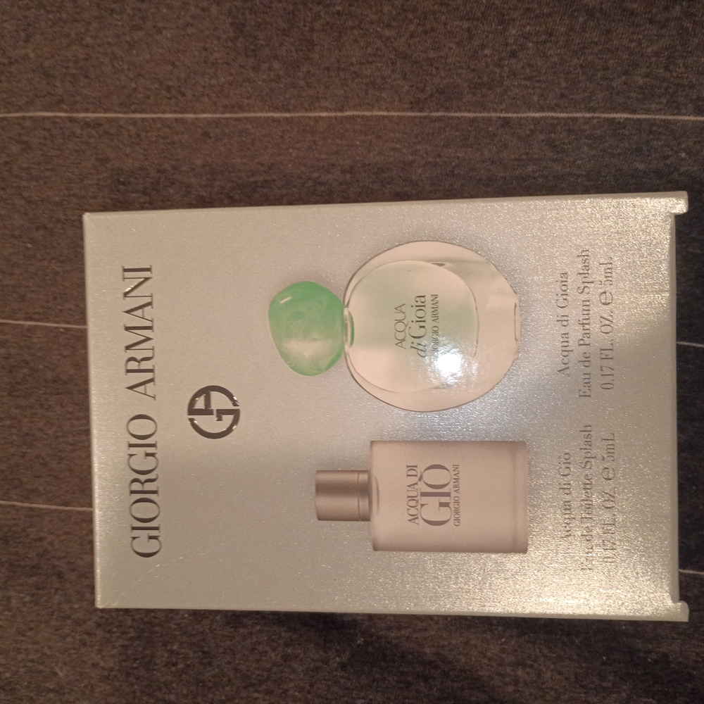 Giorgio Armani Acqua di Gioia Eau de Parfum - Silver and Green